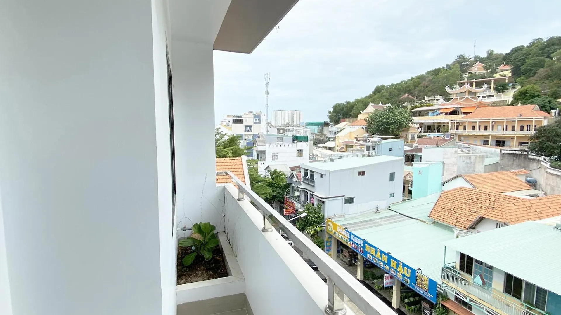 Jolilian Hotel & Apartment Vung Tau 3*,  Vietnam